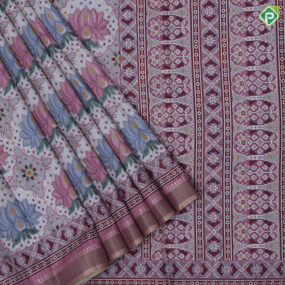 Fancy lotus digital printed Self multi designed border trending fancy Saree