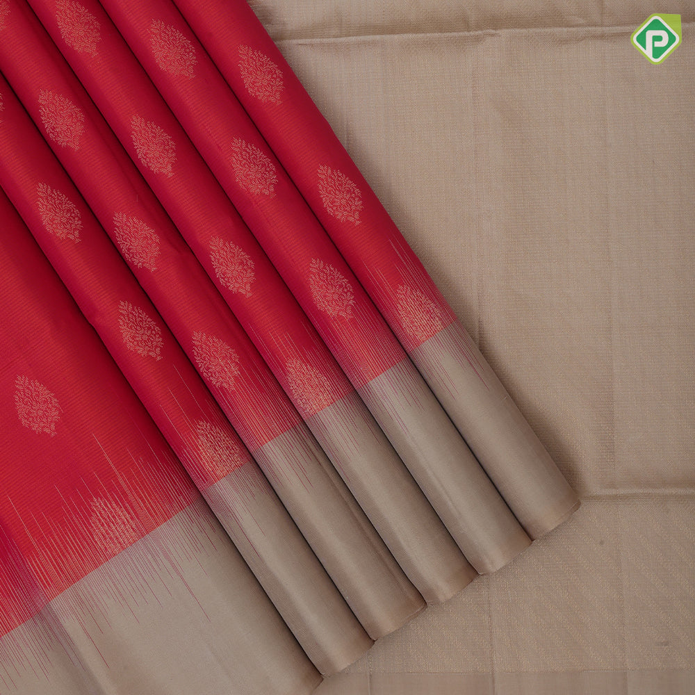 Reddish pink gold zari leaf design butta motifs beige plain border contrast rich pallu soft silk saree