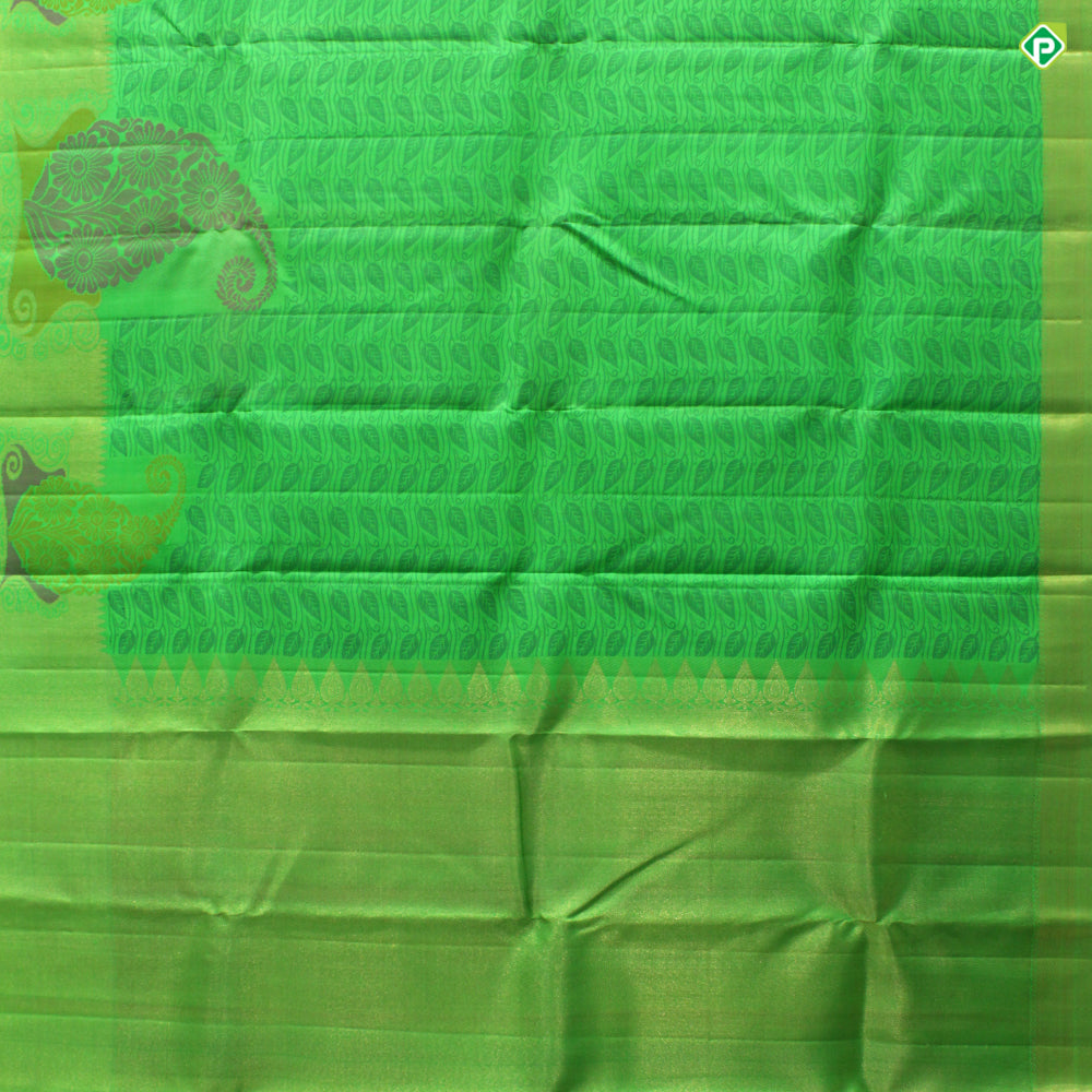 Kelly Green Colour Small Flower Thread Work Motifs Trendy Silks Saree