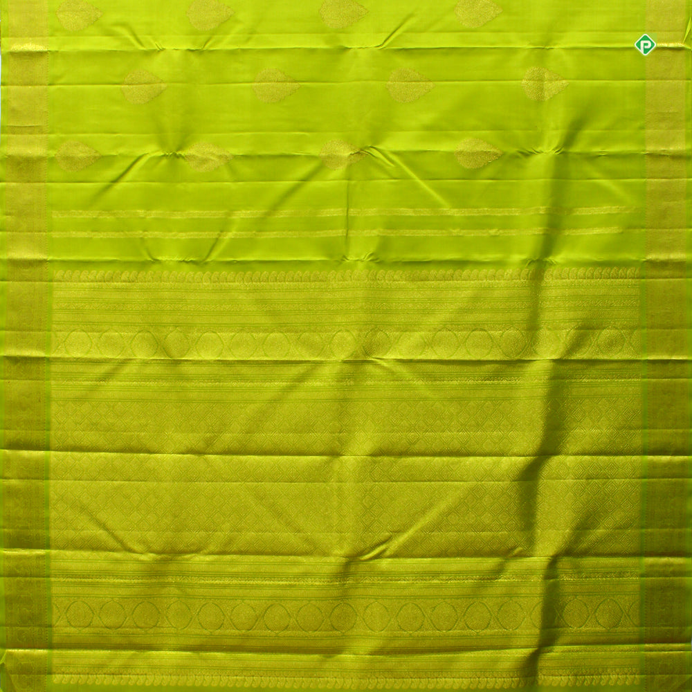 Kelly Green Colour Big Kamalam Motifs Traditional Silks Saree