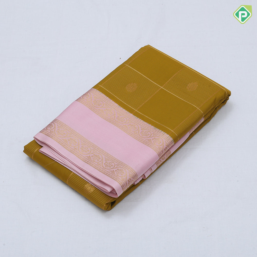 Emarald green gold zari window panel flower design peach pink gold zari rangoli rettapet border art silk saree