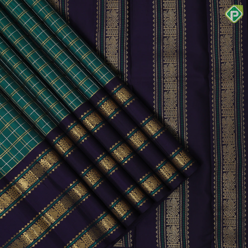 Emarald green silver and gold zari thick zari kattam Indigo blue gold zari with thread work three lines border vintage silk saree