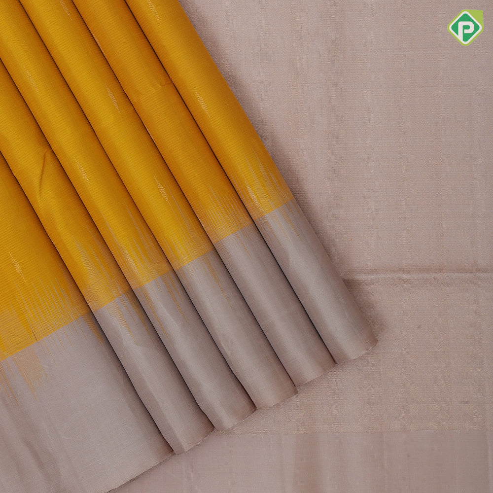 Mango yellow gold zari rain drop butta motifs Peach cream plain border grand pallu soft silk saree