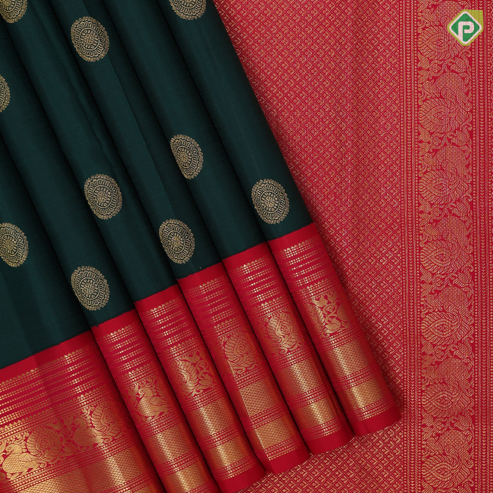 Dark green gold zari chakkaram butta design rani red gold zari annam butta line border traditional retro silk saree