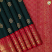 Dark green gold zari chakkaram butta design rani red gold zari annam butta line border traditional retro silk saree