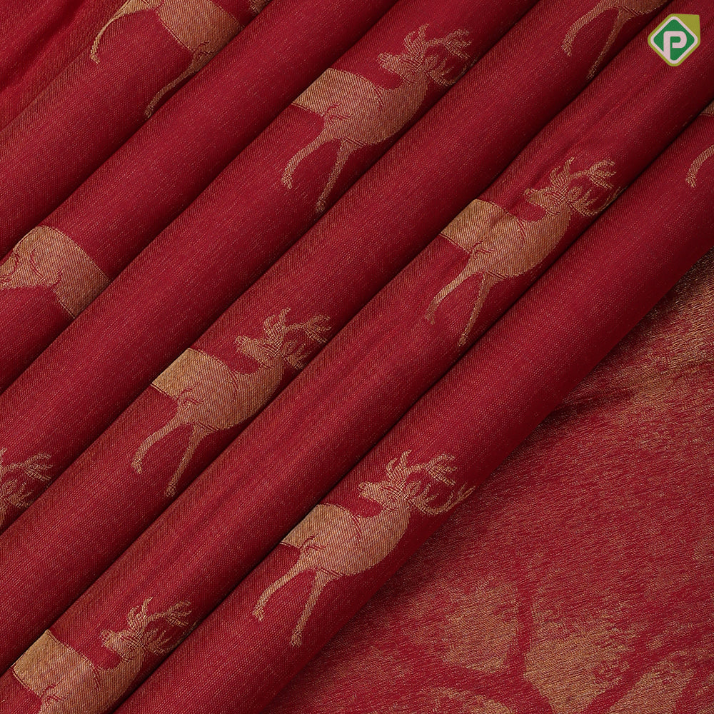 Maroon red gold zari wild deer butta design borderless pallu wild effect weaved design signature silk saree