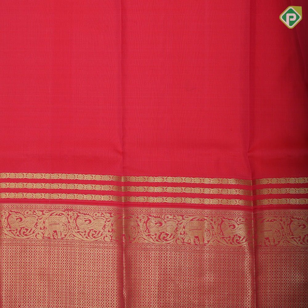 Half white gold zari vairaoosi flower butta design reddish pink gold zari diamond design border pattu paavadai lehanka