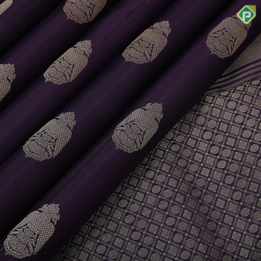 Grape purple silver gold zari kandapiranda butta self silver gold zari bavanji border traditional silk saree