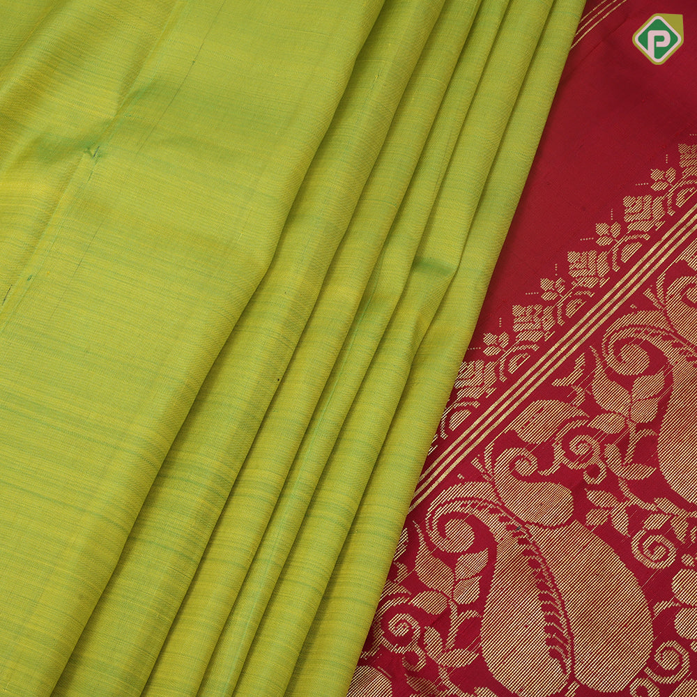 Manthulir green gold zari small butta double color partial temple one side border silk saree