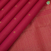 Rani pink gold zari vaira oosi lines ruthratcha design dark pink wave border design traditional silk saree