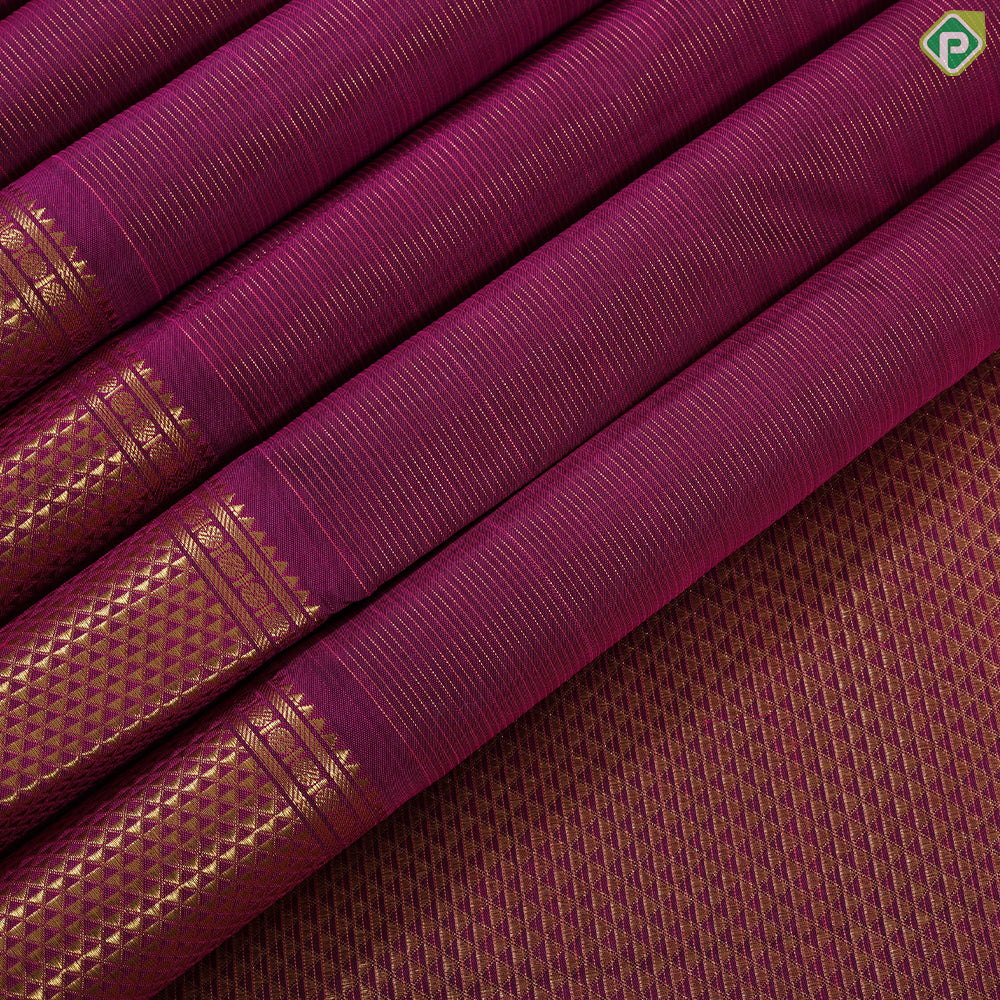 Rani pink small gold zari vairaoosi lines design self gold zari mayikan border Madisar 9 yards silk saree