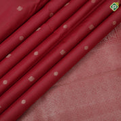 Red Gold Zari Vairaoosi Peacock Chagaram Butta Design Self Colour Mango Peacock Mayilkan Border Design Traditional Silk Saree