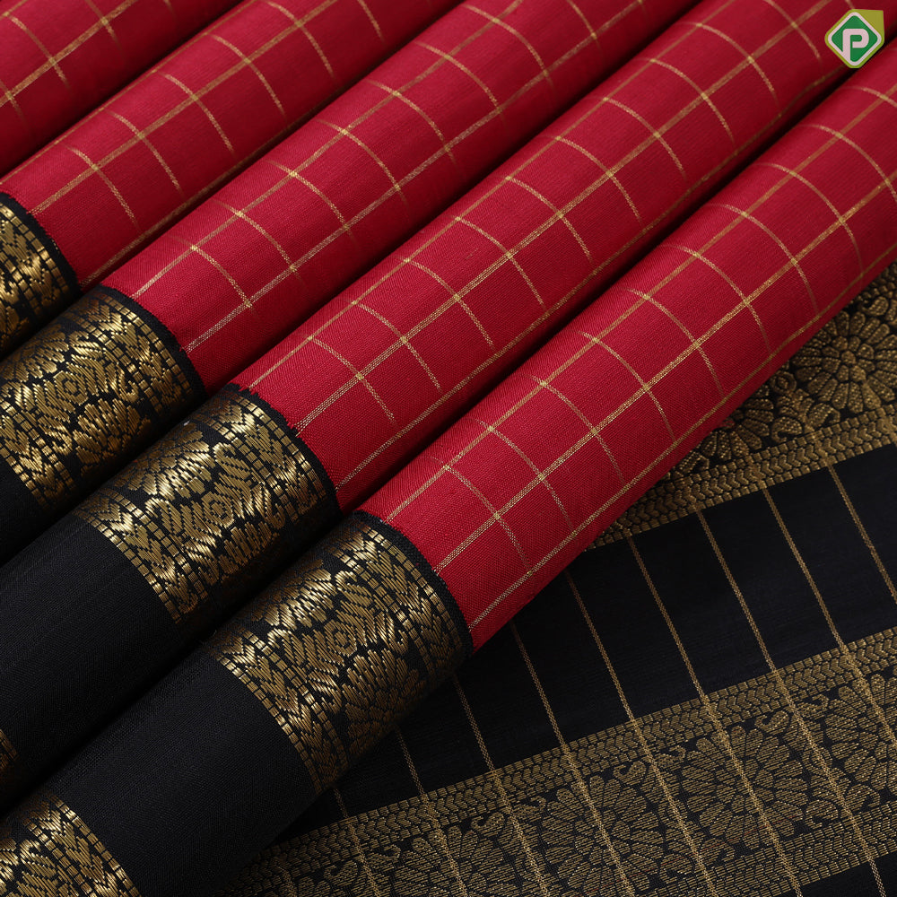 Maroon Red with gold zari checkered(Kattam) Luxury black rettapet border retro traditional silk saree