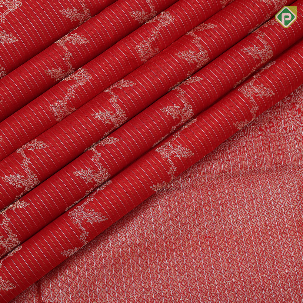 Chilly Red Gold Zari Vairaoosi Floral Design Self Colour Peacock Ruchracham Border Design Traditional Silk Saree