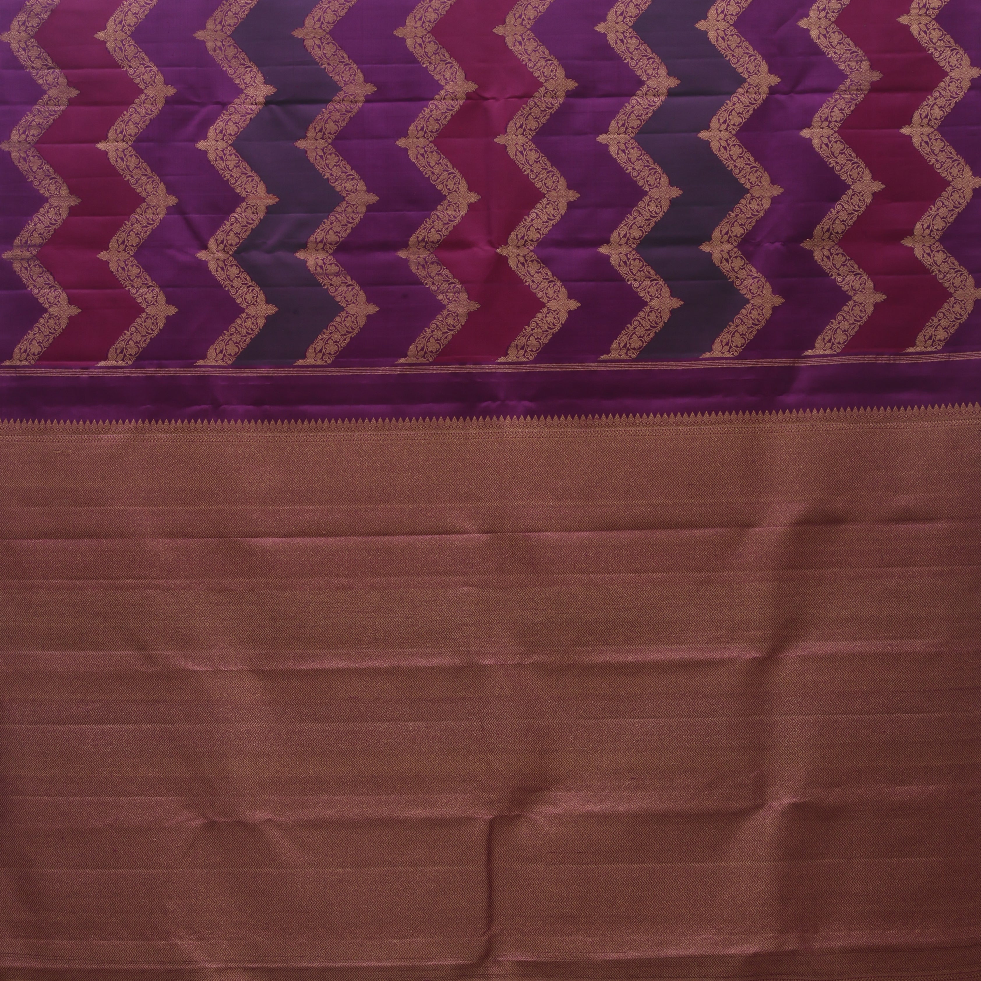 Pink base gold zari grand necklace design without border grand bridal silk saree