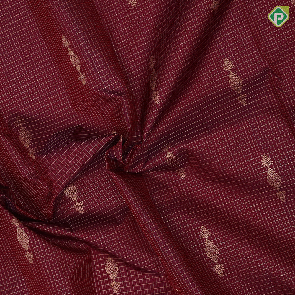 Marron Gold Zari Vairaoosi Checks Jumki Design Self Colour Mayilkan Ruthracham Border Design Traditional Silk Saree