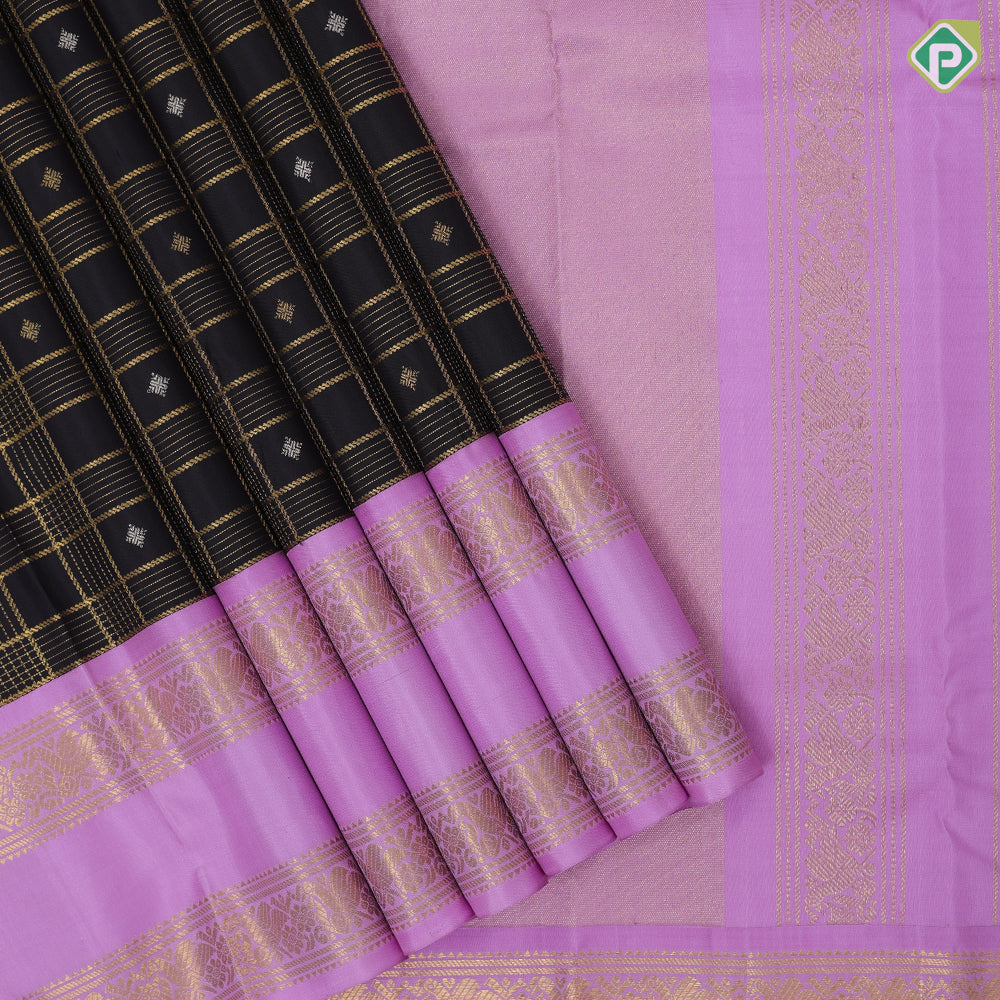 Mid night blue gold zari velthari checks diamond butta lavender gold zari floral retta pett border vintage silk saree