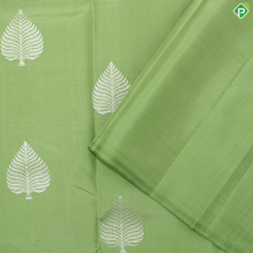 Ravi Varma and Daisy Flower Pallu Concept Signature Edition Silk Saree