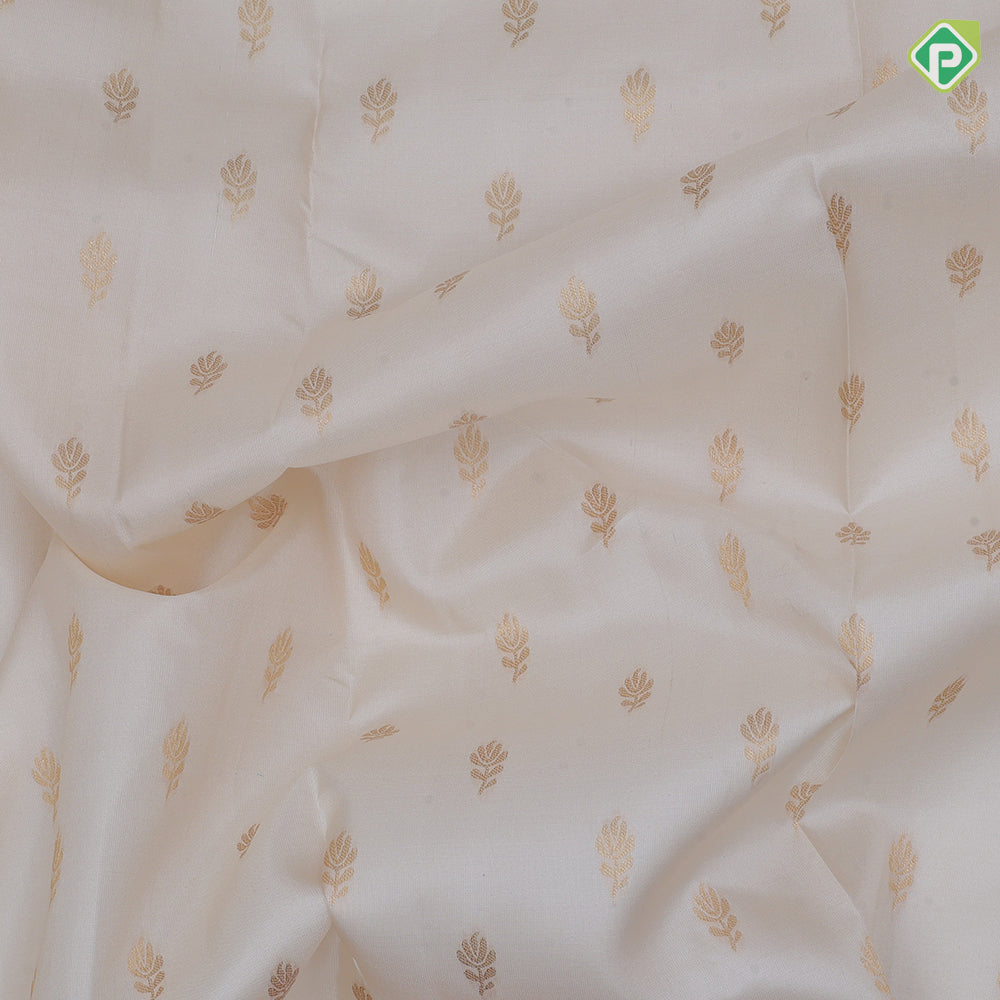Cream White Gold Zari Flower Motif Red Colour Paithani Border Design Traditional Silk Saree