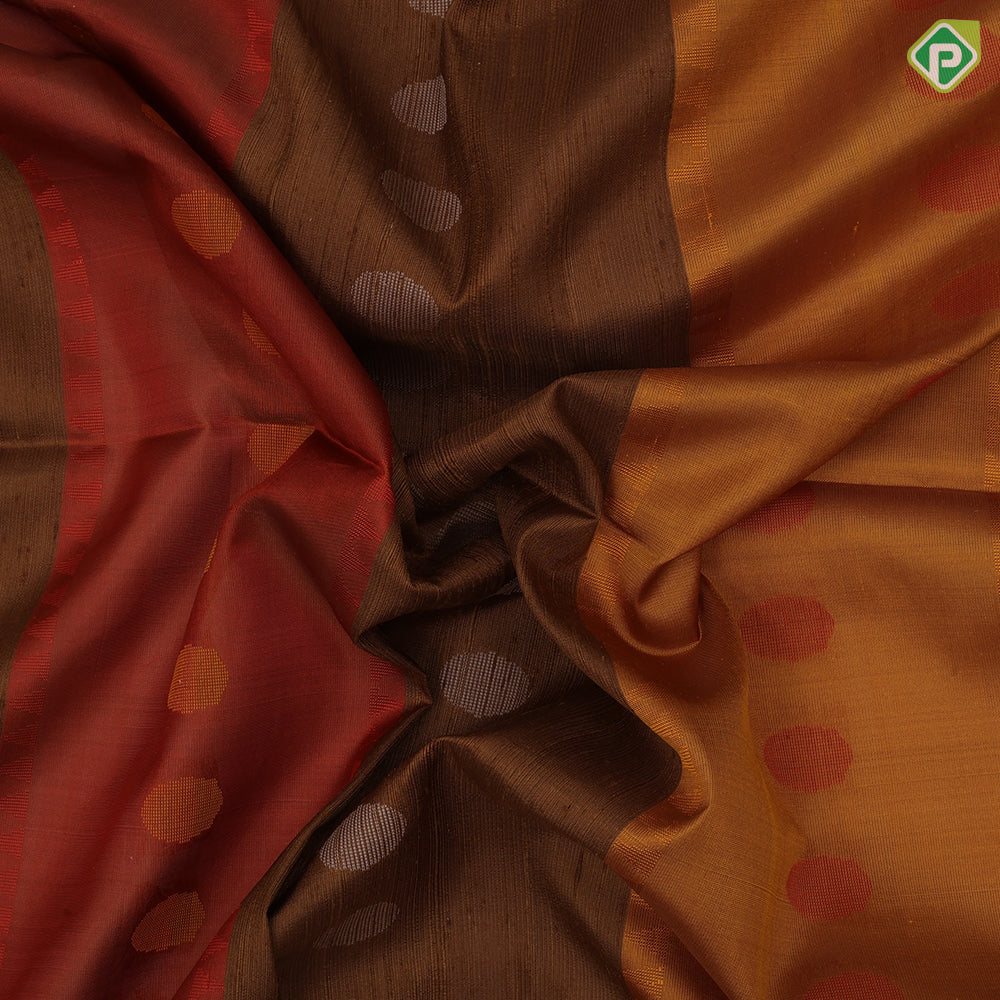 Tri color designed partial lines design borderless color full pallu soft silk saree