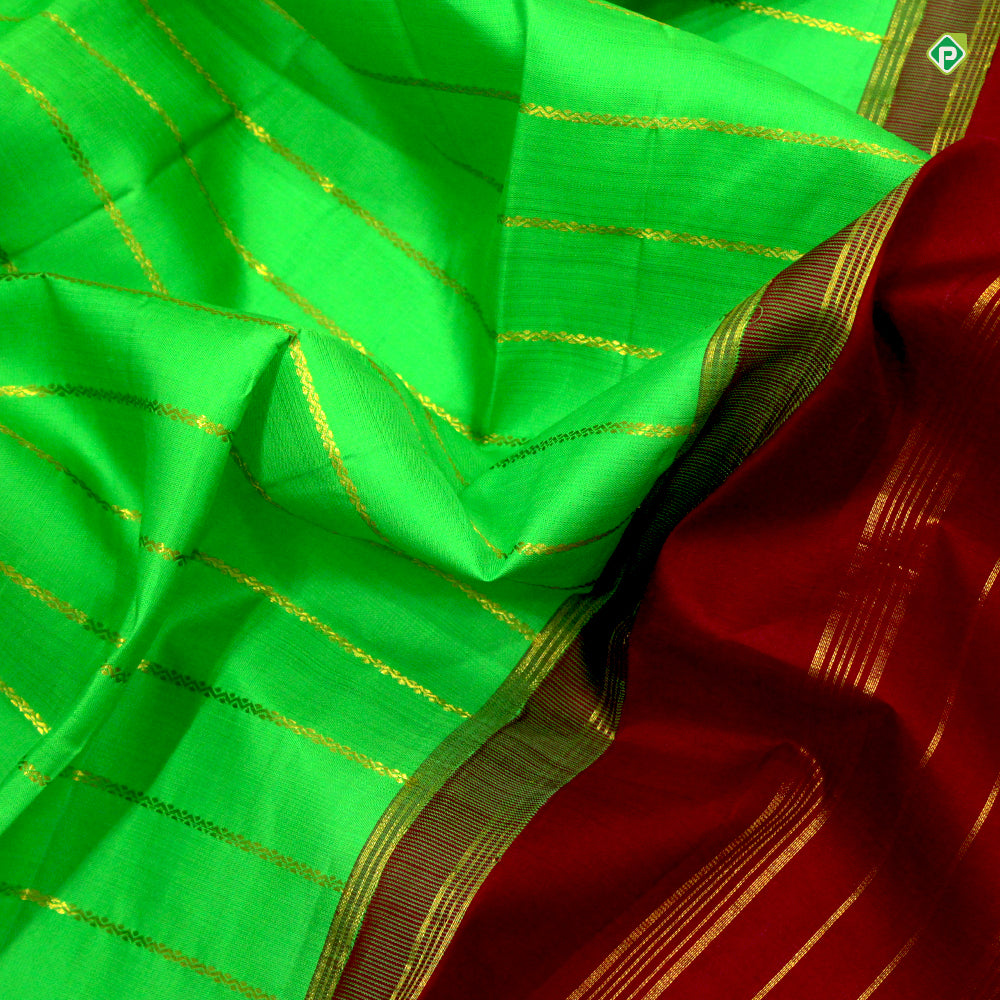Kelly Green Colour Veldhari Lines Traditional Silks Saree