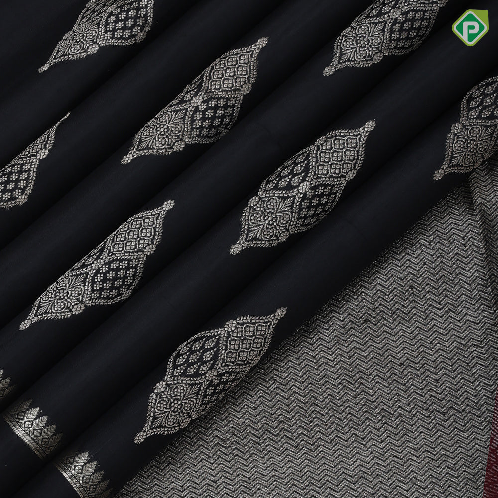 Black silver gold zari classis art symbol butta self silver gold zari rangoli divided plain border soft silk saree
