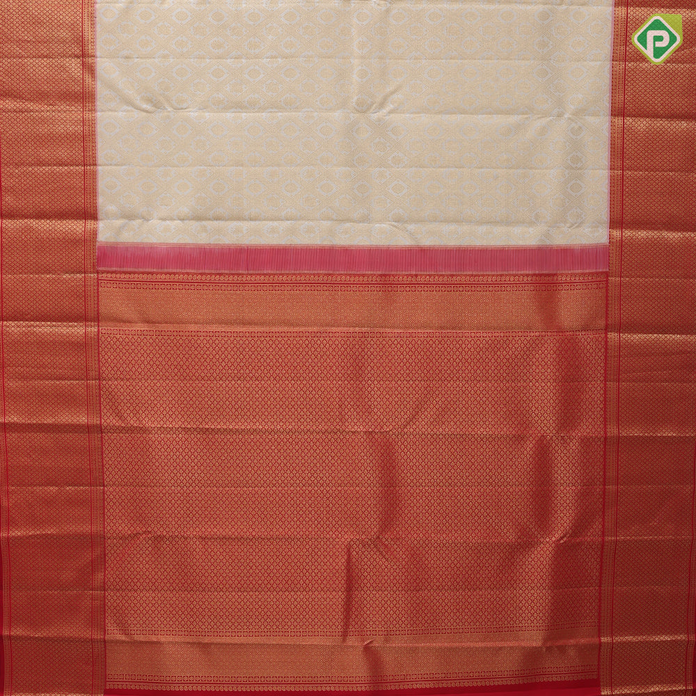 Cream White Gold Zari Peacock Charam Gandaberunda Design Chilly Red Ruthracham Leaf Border Design Wedding Silk Saree