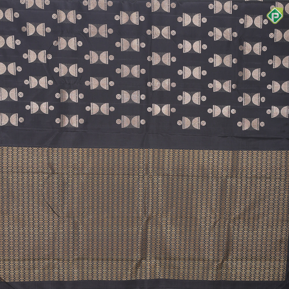 Luxury Black half circles geometric motifs design borderless trendy designer silk saree