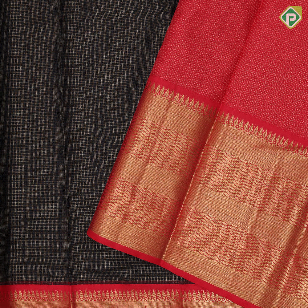 Black Colour Gold Zari Vairaoosi Checks Design Chilly Red Mayilkan Border Design Luxury Black Silk Saree