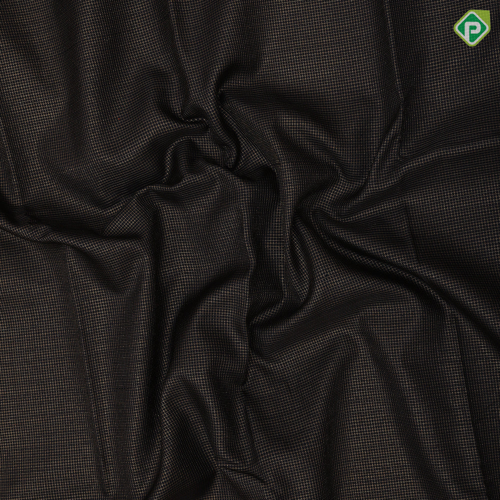 Black Colour Gold Zari Vairaoosi Checks Design Chilly Red Mayilkan Border Design Luxury Black Silk Saree