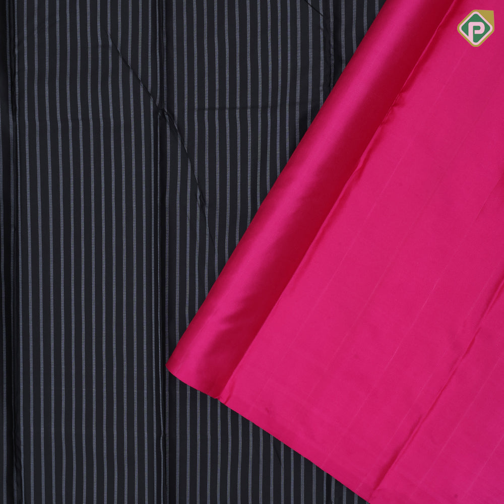 Black Colour Thread Lines Design Border Less Luxury Black Silk Saree