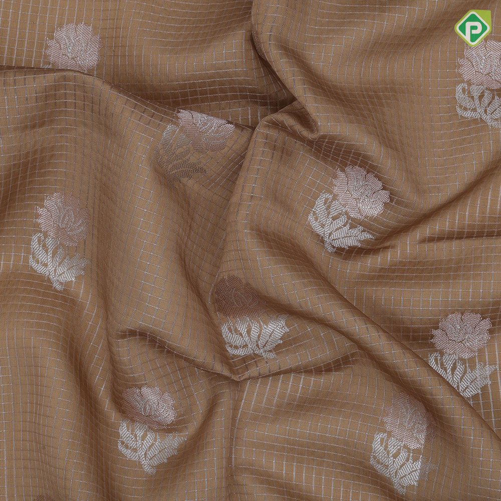 Light Colour Based Vairaoosi Flower Butta Design Border Flower Meena Work Type Fancy Cotton Saree