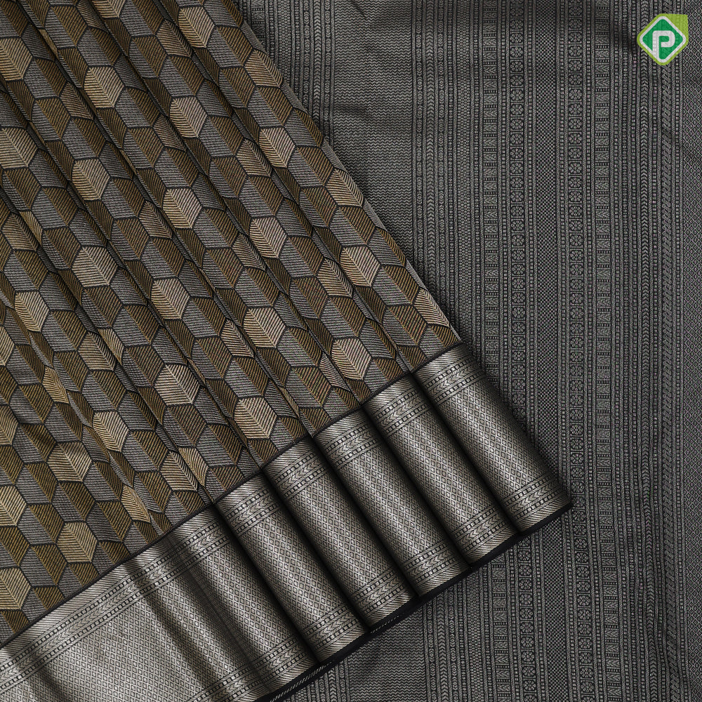 Luxury black silver gold zari art arithmetic sequence design self silver gold diamond design border Silk saree