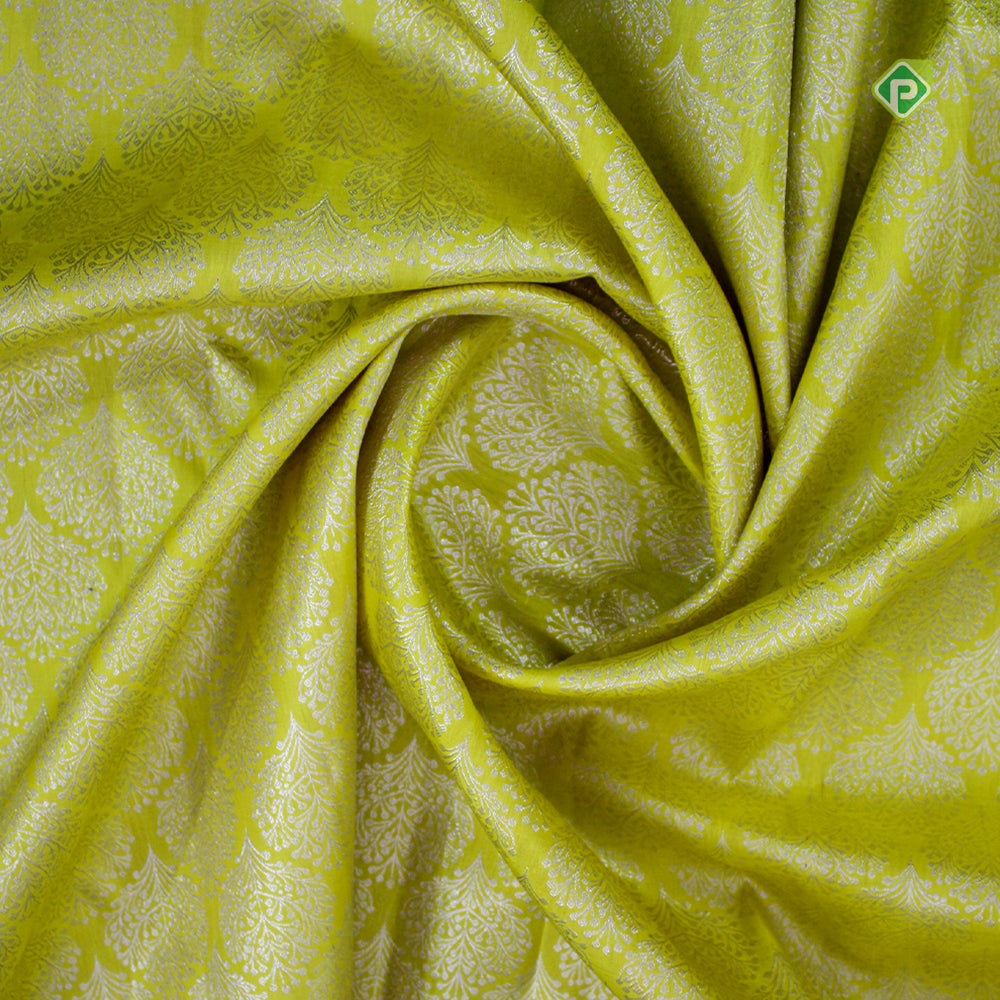 Lemon Green Silver Zari Yaali Motifs Lines Border Pure Traditional Silk Saree
