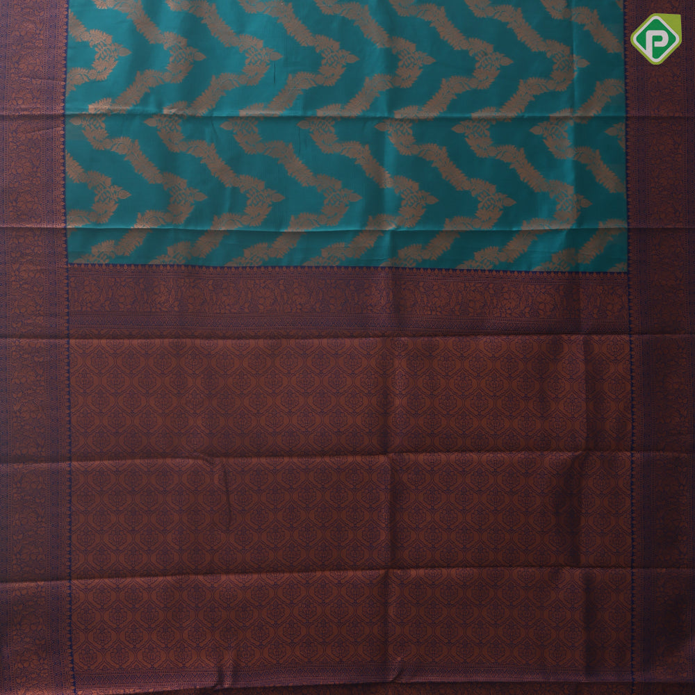 dark color base grand zari necklace design rangoli border trending fancy saree