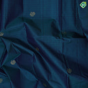 Emarald green gold zari fancy butta motifs contrast red gold zari banaras style border gift silk saree
