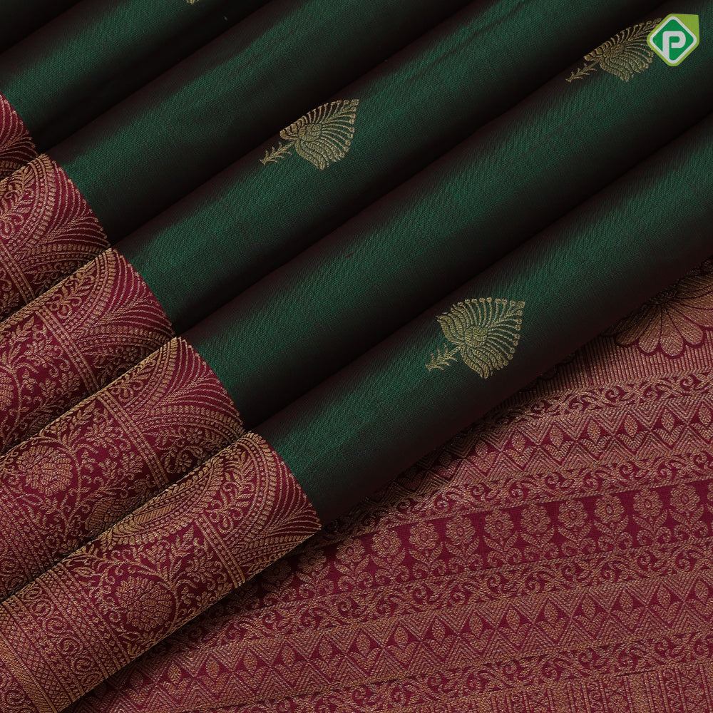 Emarald green gold zari leaf butta motif purple gold zari peacock banaras style design border gift silk saree