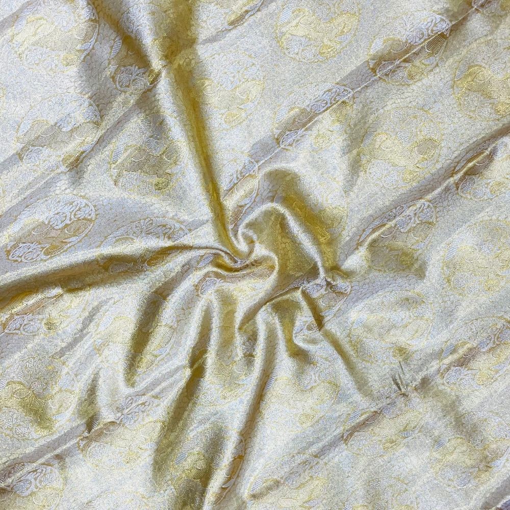 Gold With Silver Zari Horse Round Design Gold Zari Diamond Design Butta Border Exclusive Bridal Silk Saree