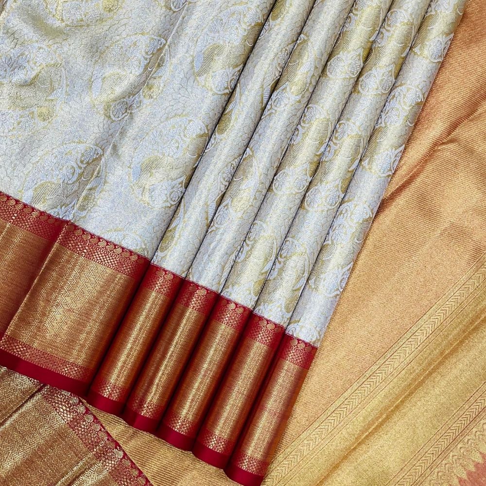 Gold With Silver Zari Horse Round Design Gold Zari Diamond Design Butta Border Exclusive Bridal Silk Saree