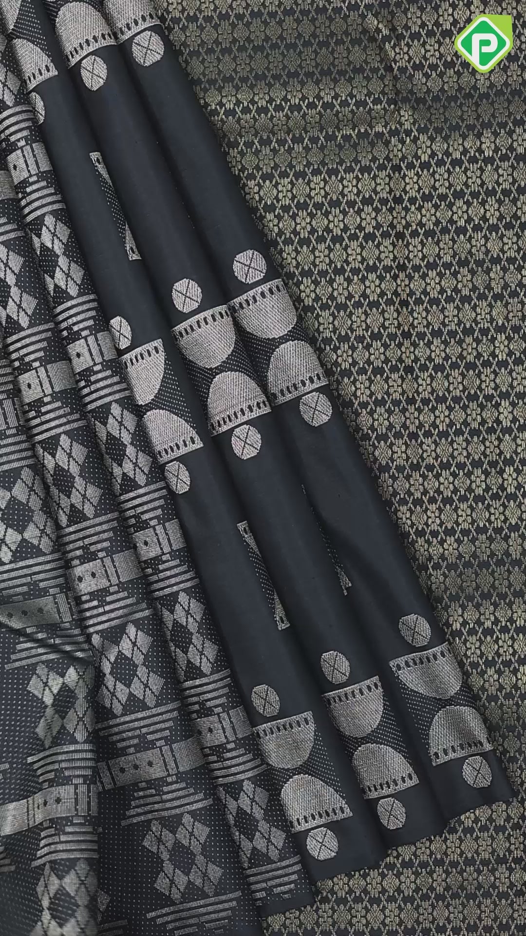 Luxury Black half circles geometric motifs design borderless trendy designer silk saree