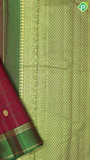 Chilly red gold zari peacock round butta green with gold zari lines border gift silk saree