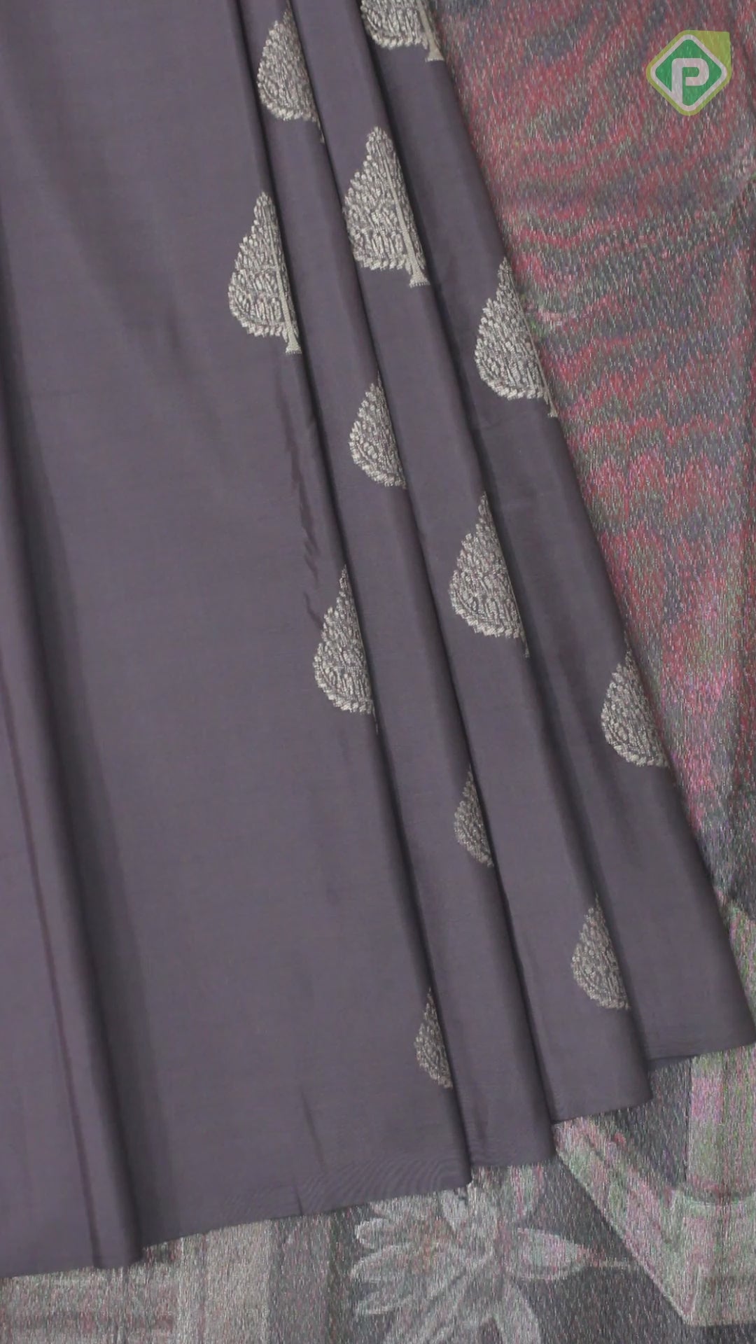 Ravi Varma and Daisy Flower Pallu Concept Signature Edition Silk Saree