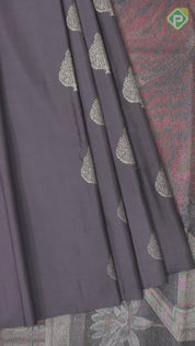 Ravi Varma and Daisy Flower Pallu Concept Signature Edition Silk Saree