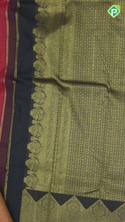 Red Colour Thread Vairaoosi Checks Design Self Colour Gold Zari Mayilkan Border Design Traditional Silk Saree